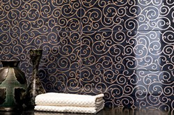 В интерьере