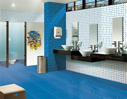 В интерьере