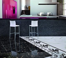 В интерьере