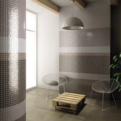 В интерьере