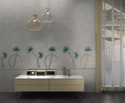 В интерьере