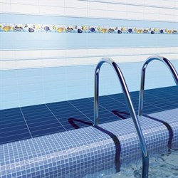 В интерьере